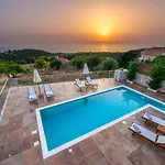 Cleopatra Villa
