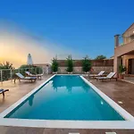 Villa Cleopatra