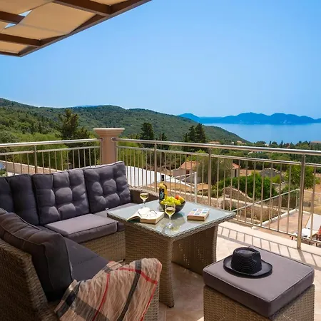 Cleopatra Vila Fiskardo