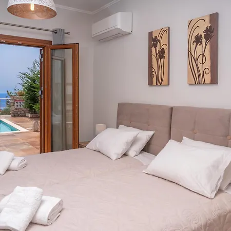 Cleopatra Vila Fiskardo