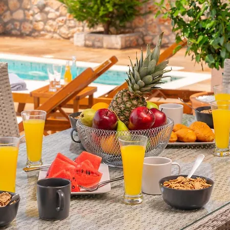 Cleopatra * Fiskardo